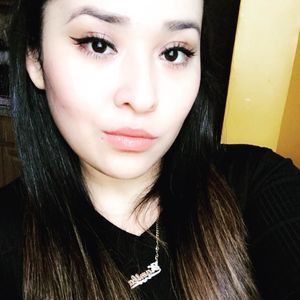 Meet your Posher, Carla